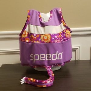 Speedo girls Swimming aid vest highly recommended